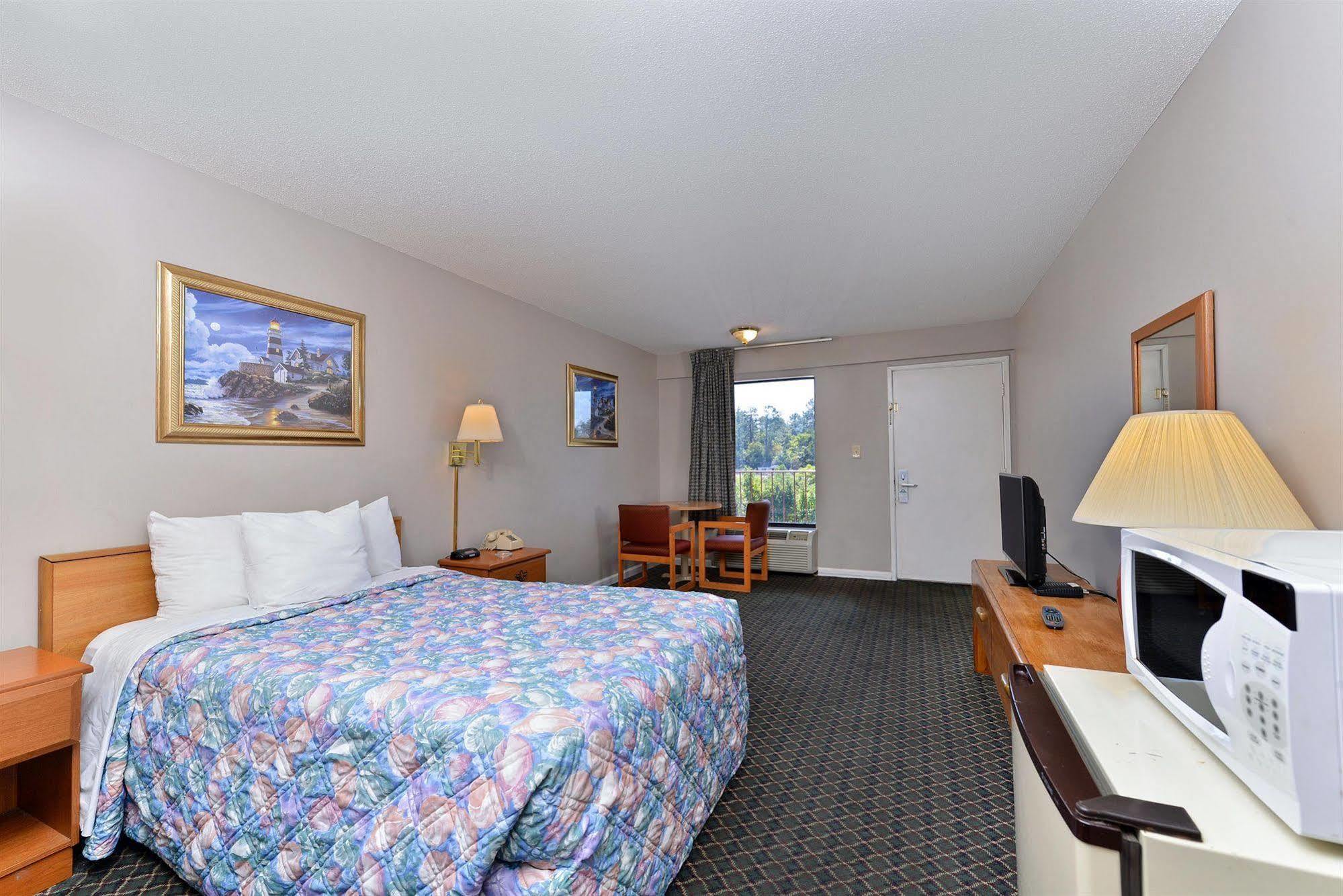 Americas Best Value Inn - Augusta / South Екстер'єр фото