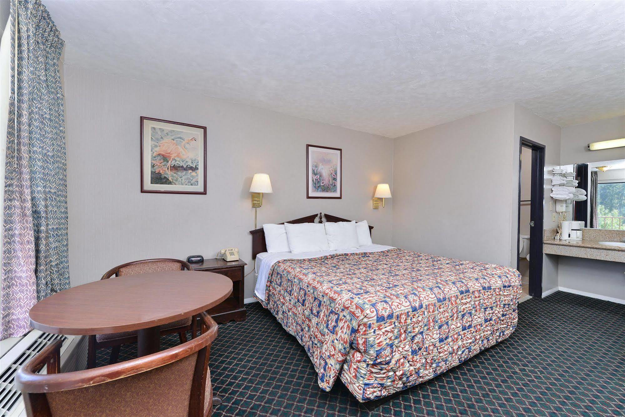 Americas Best Value Inn - Augusta / South Екстер'єр фото