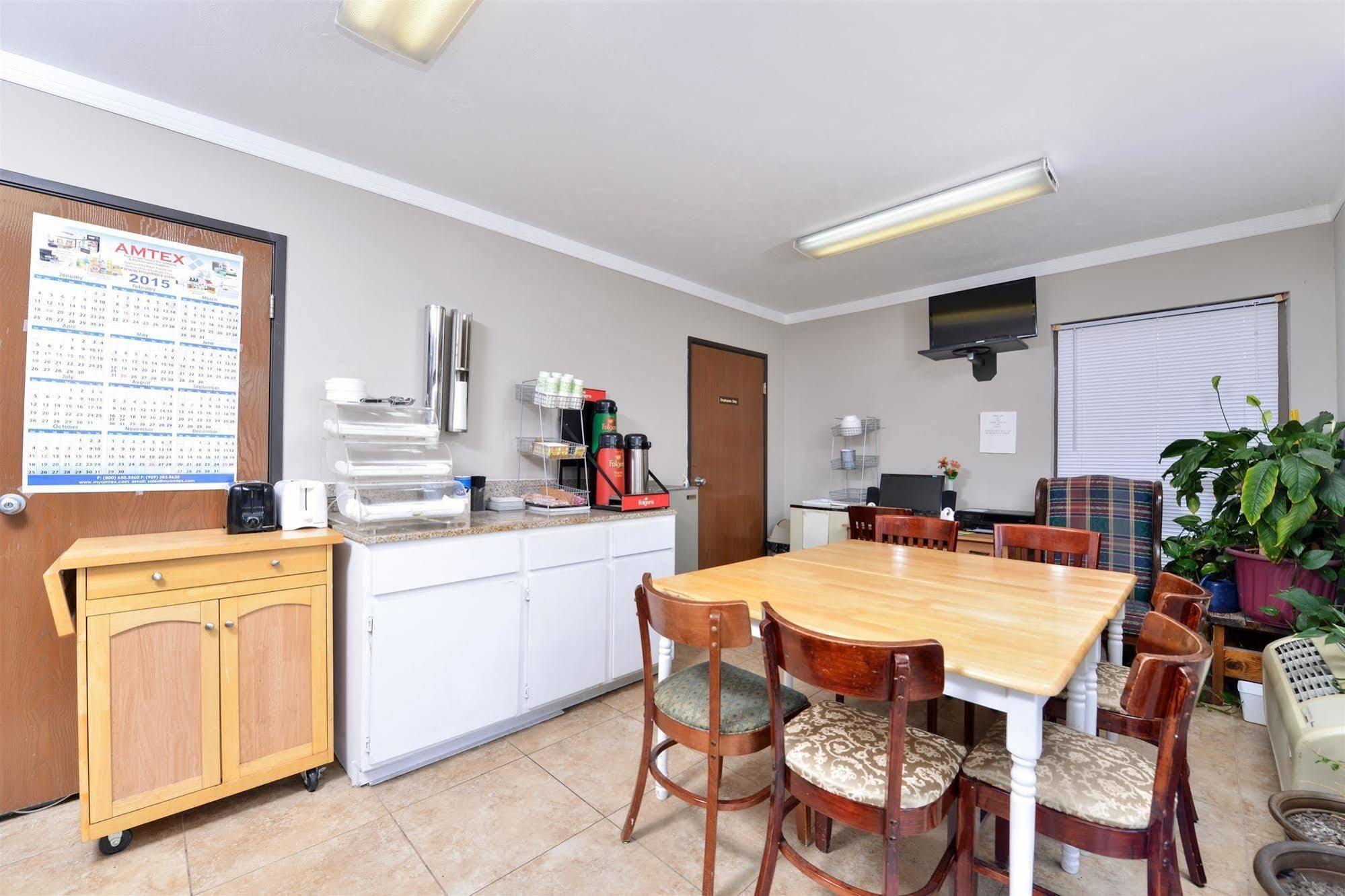 Americas Best Value Inn - Augusta / South Екстер'єр фото